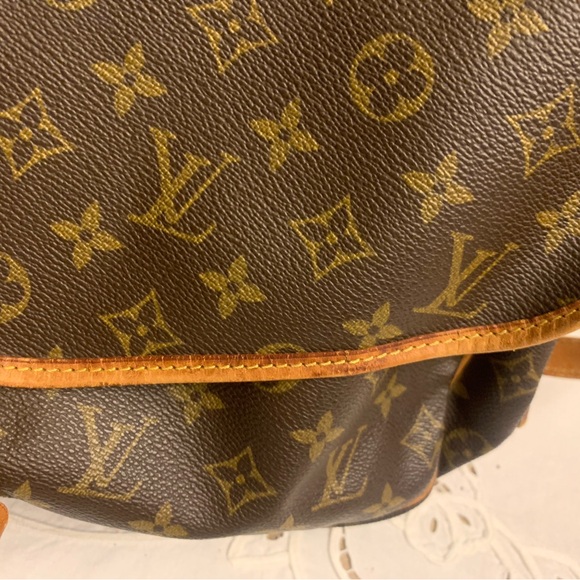 Authentic Louis Vuitton Monogram Saumur 35 shoulder bag - Picture 14 of 15